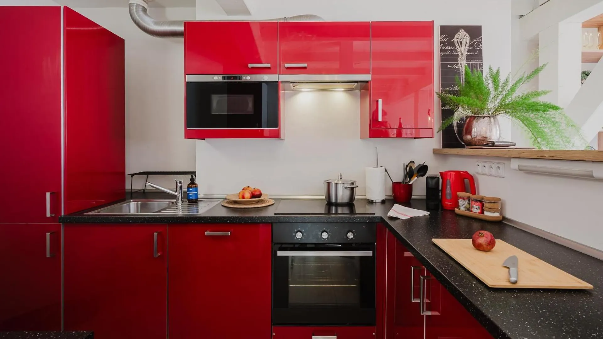 דירה Prague Days - Attic Maisonette With Netflix And Workspace In New Town צ'כיה